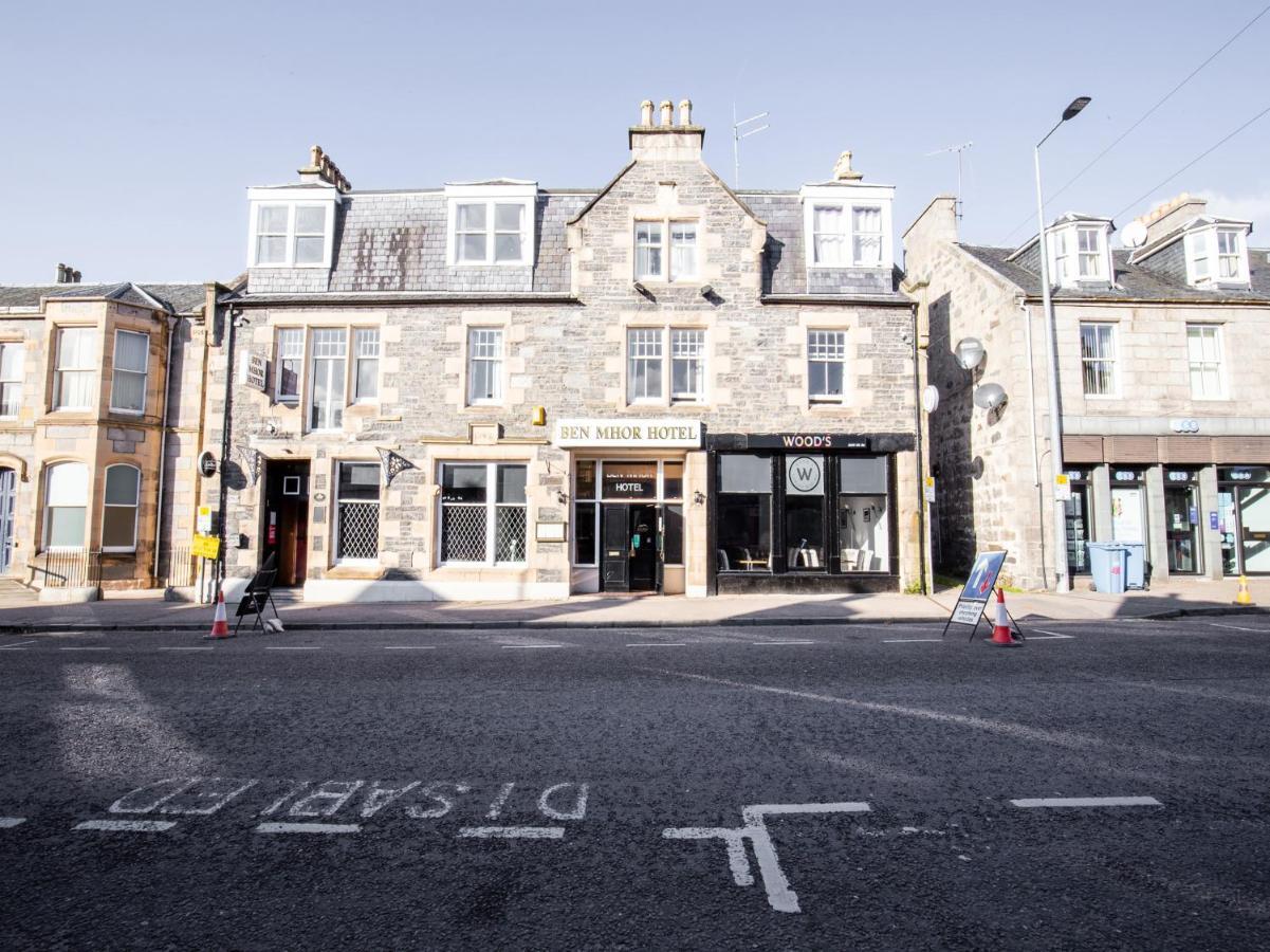 The Ben Mhor Hotel, Bar & Restaurant Grantown-on-Spey エクステリア 写真