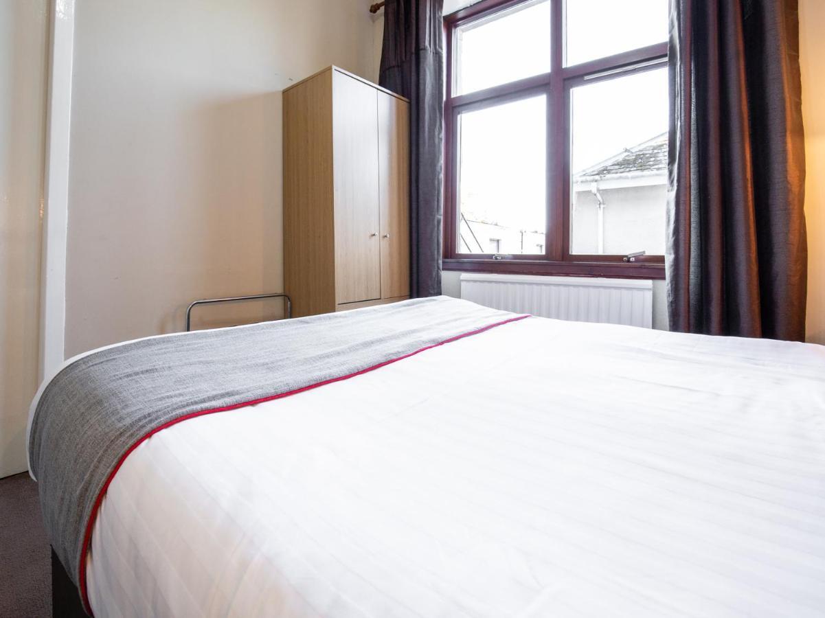 The Ben Mhor Hotel, Bar & Restaurant Grantown-on-Spey エクステリア 写真